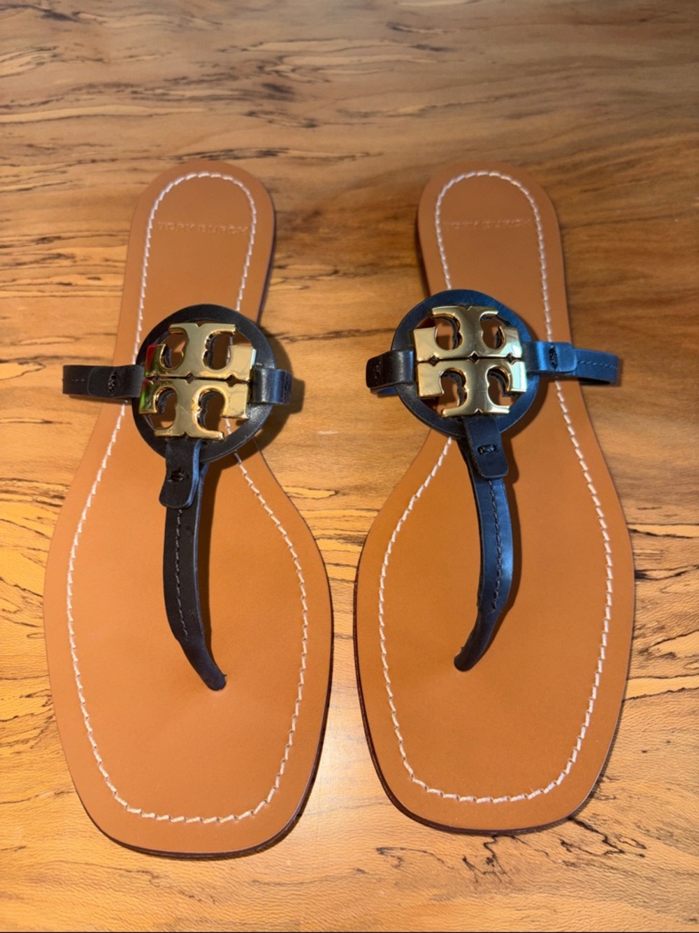 Tory Burch Black Leather Thong Sandals with Gold Logo Accent-Mini Millers